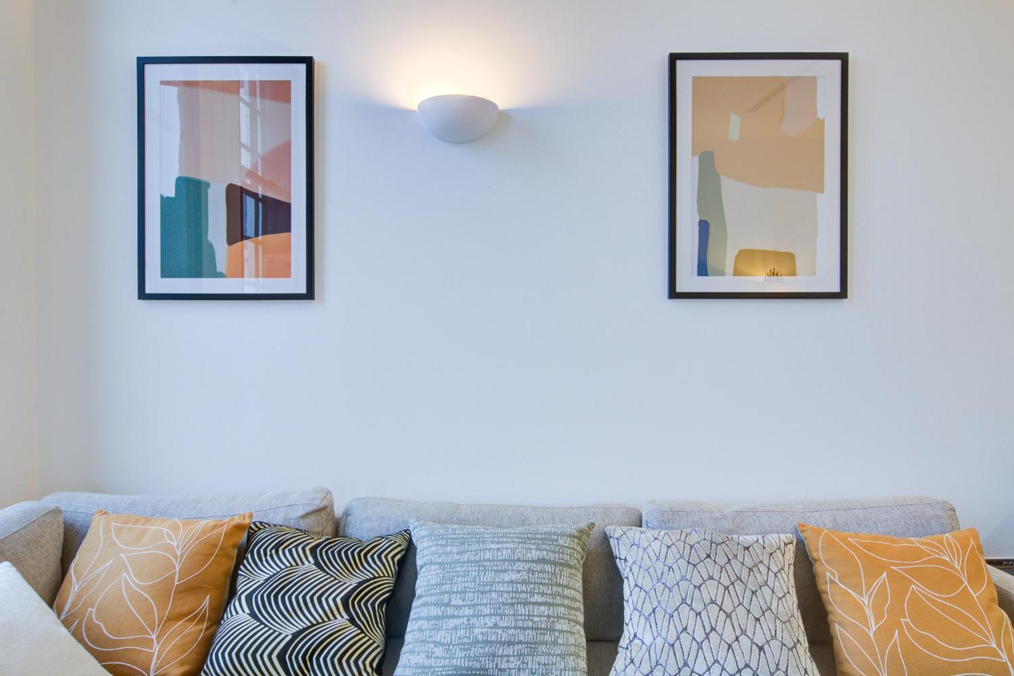Apartament The Hoover Building By Artsy *